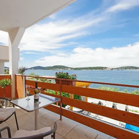Horus Apartman-rogoznica روغوزنيكا