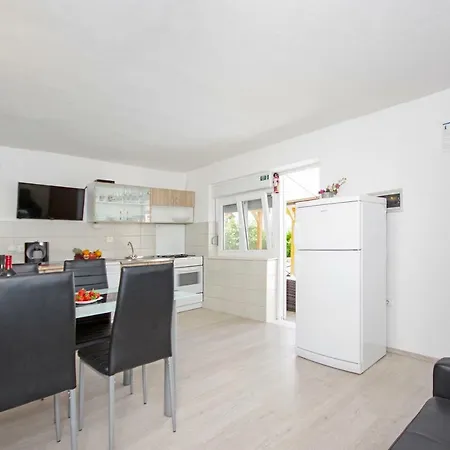 شقة Horus Apartman-rogoznica روغوزنيكا