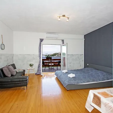 شقة Horus Apartman-rogoznica *