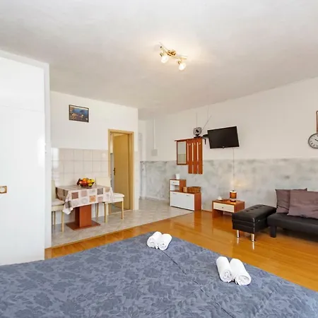 شقة Horus Apartman-rogoznica