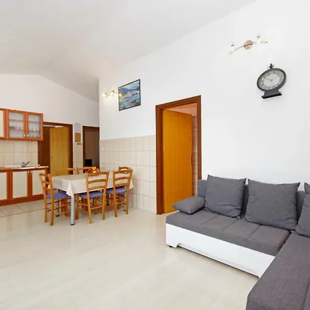 Horus Apartman-rogoznica روغوزنيكا