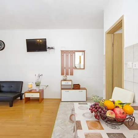 Horus Apartman-rogoznica شقة *