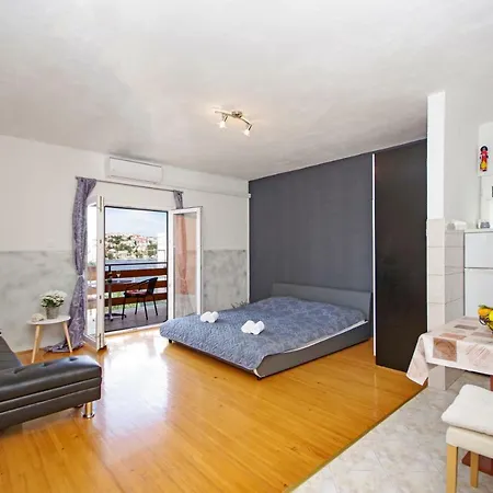 Horus Apartman-rogoznica روغوزنيكا