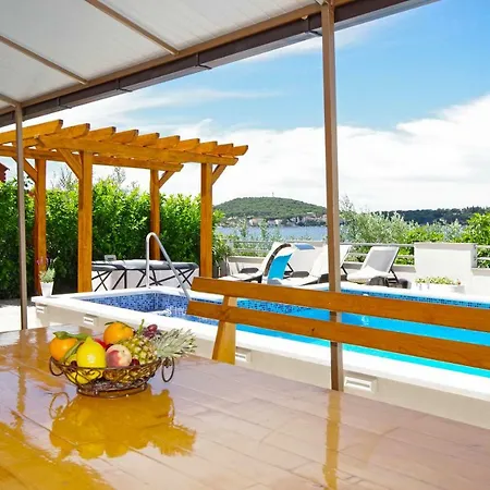 Horus Apartman-rogoznica