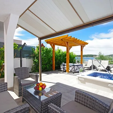 Horus Apartman-rogoznica